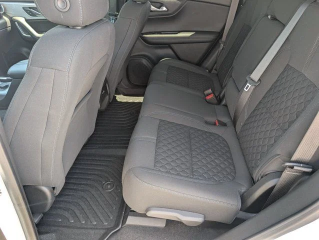 Used 2021 Summit White Chevrolet LT image 29