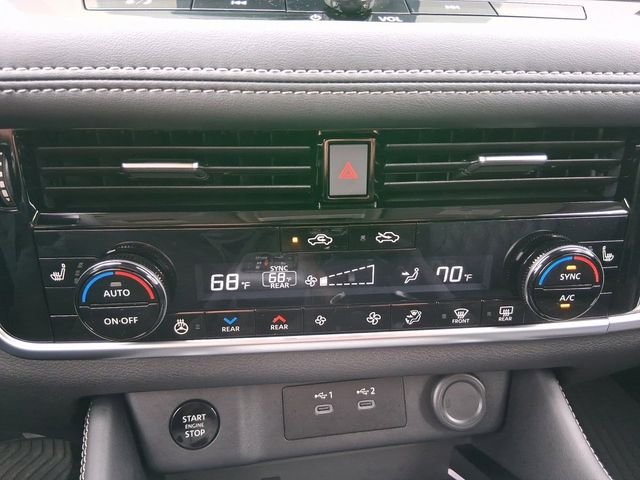 New 2026 Everest White Pearl TriCoat Nissan Platinum image 4