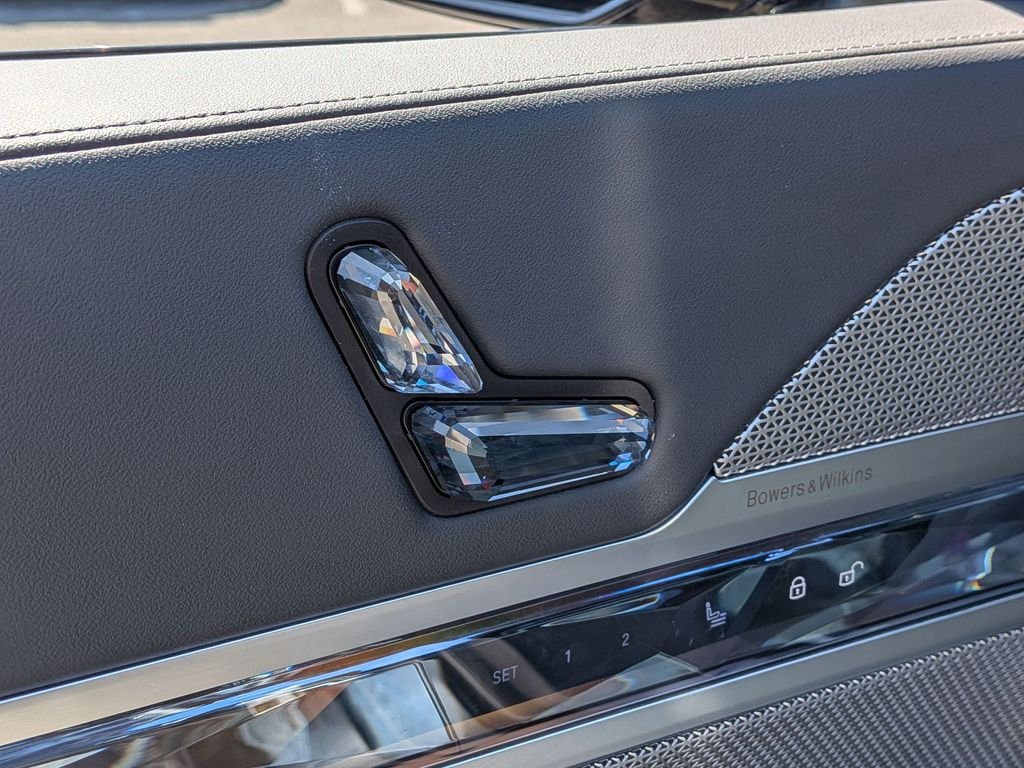 2024 BMW 7 Series 740i - Photo 24