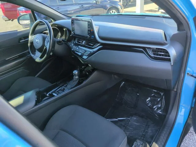 Used 2019 Blue Toyota XLE image 9