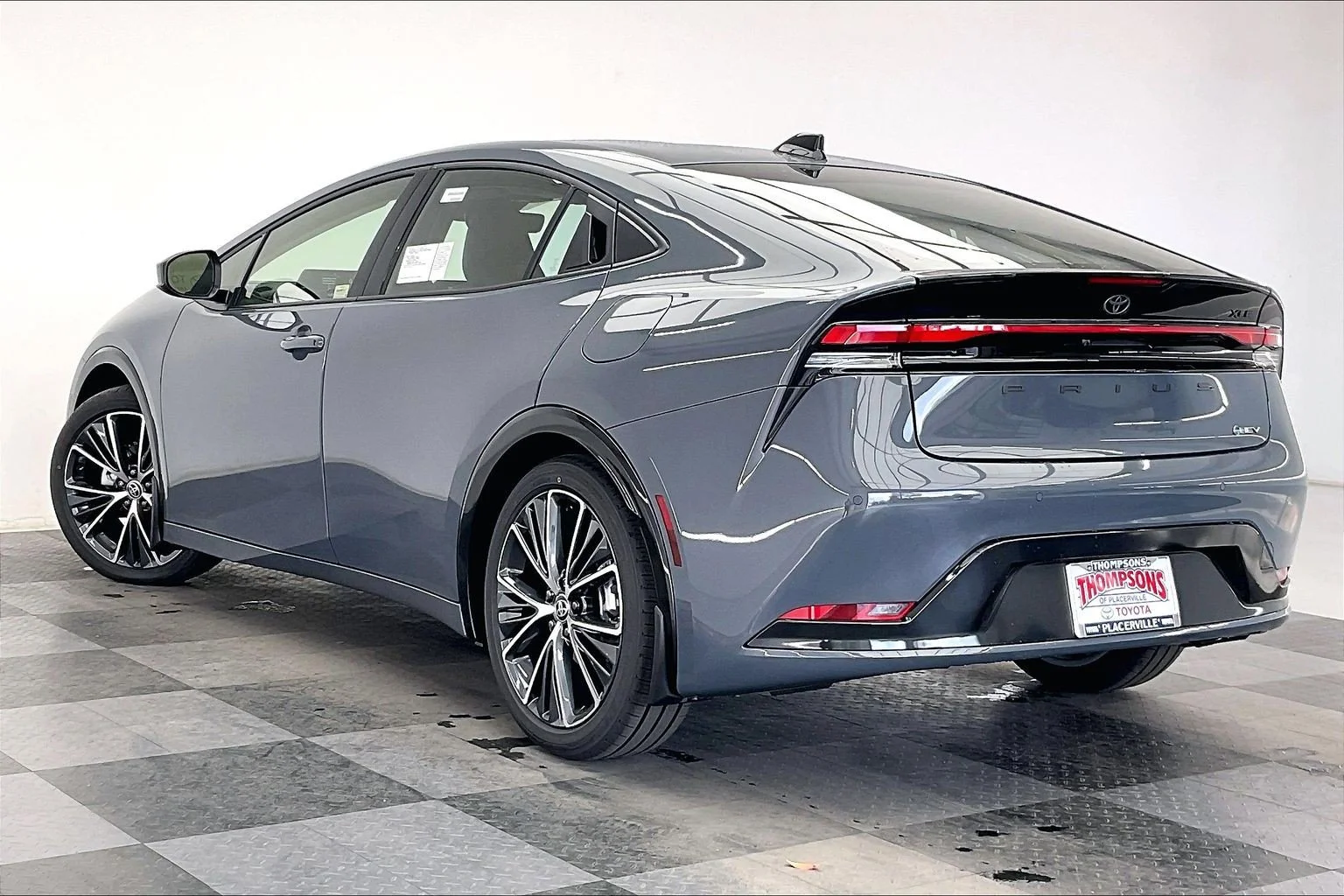 New 2026 Guardian Gray Toyota XLE image 2