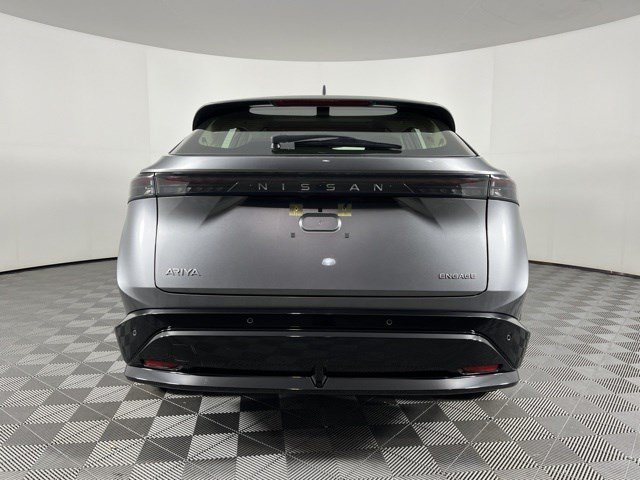 Used 2023 Gun Metallic Nissan ENGAGE image 6