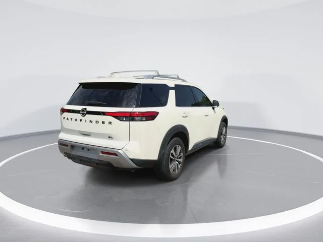 Used 2023 White Nissan SL image 11