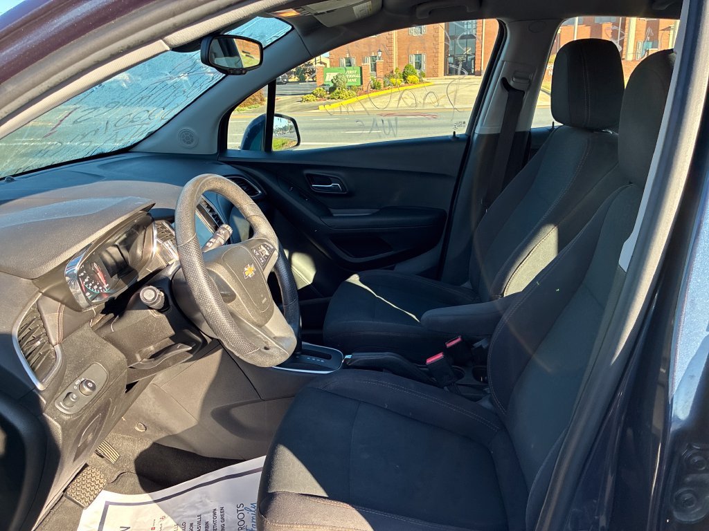 Used 2018 STORM BLUE METALLIC Chevrolet LS image 10