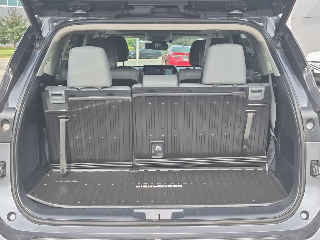 Used 2021 Gray Toyota Platinum image 38