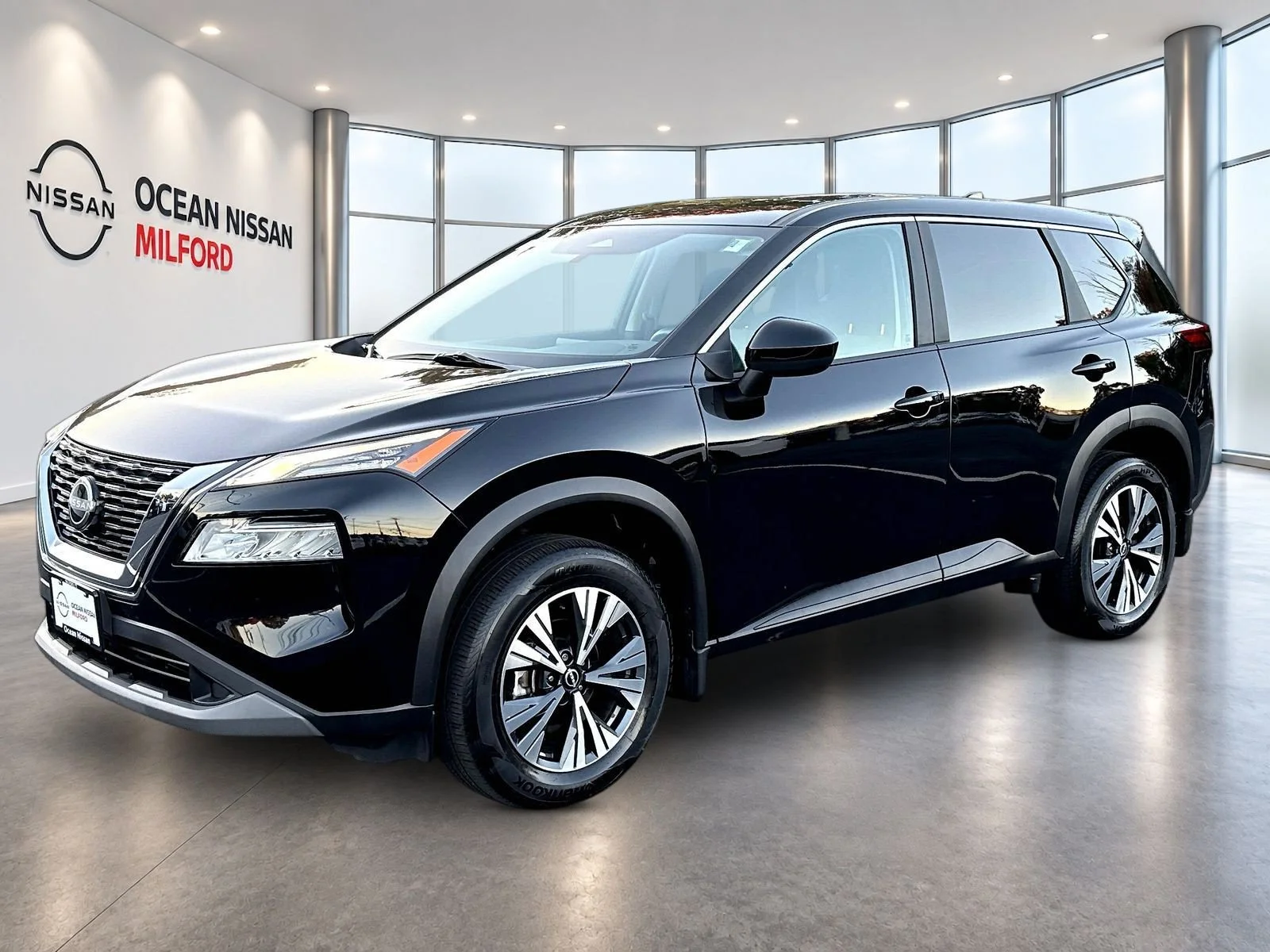 Certified Used 2023 Super Black Nissan SV image 1