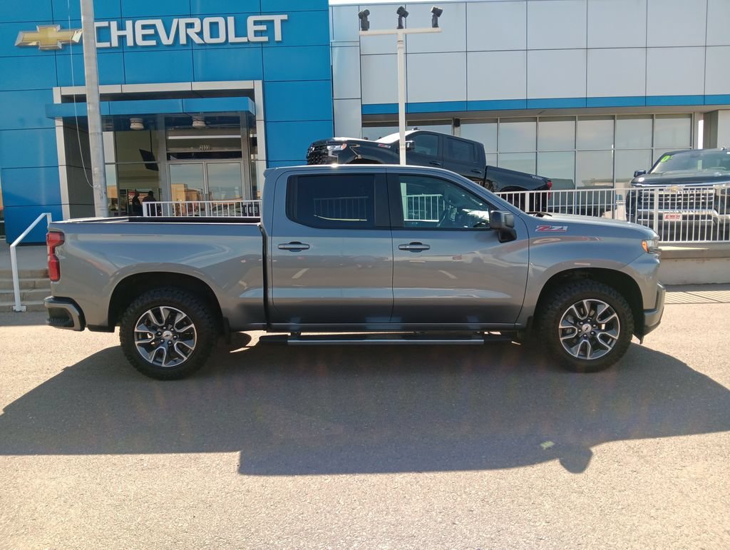 Used 2020 SATIN STEEL METALLIC Chevrolet RST image 6