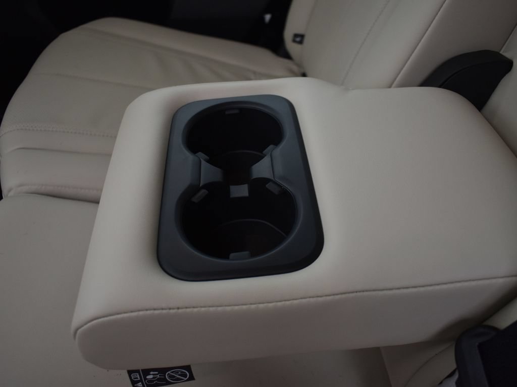 Certified Used 2025 Gray INFINITI PURE image 18