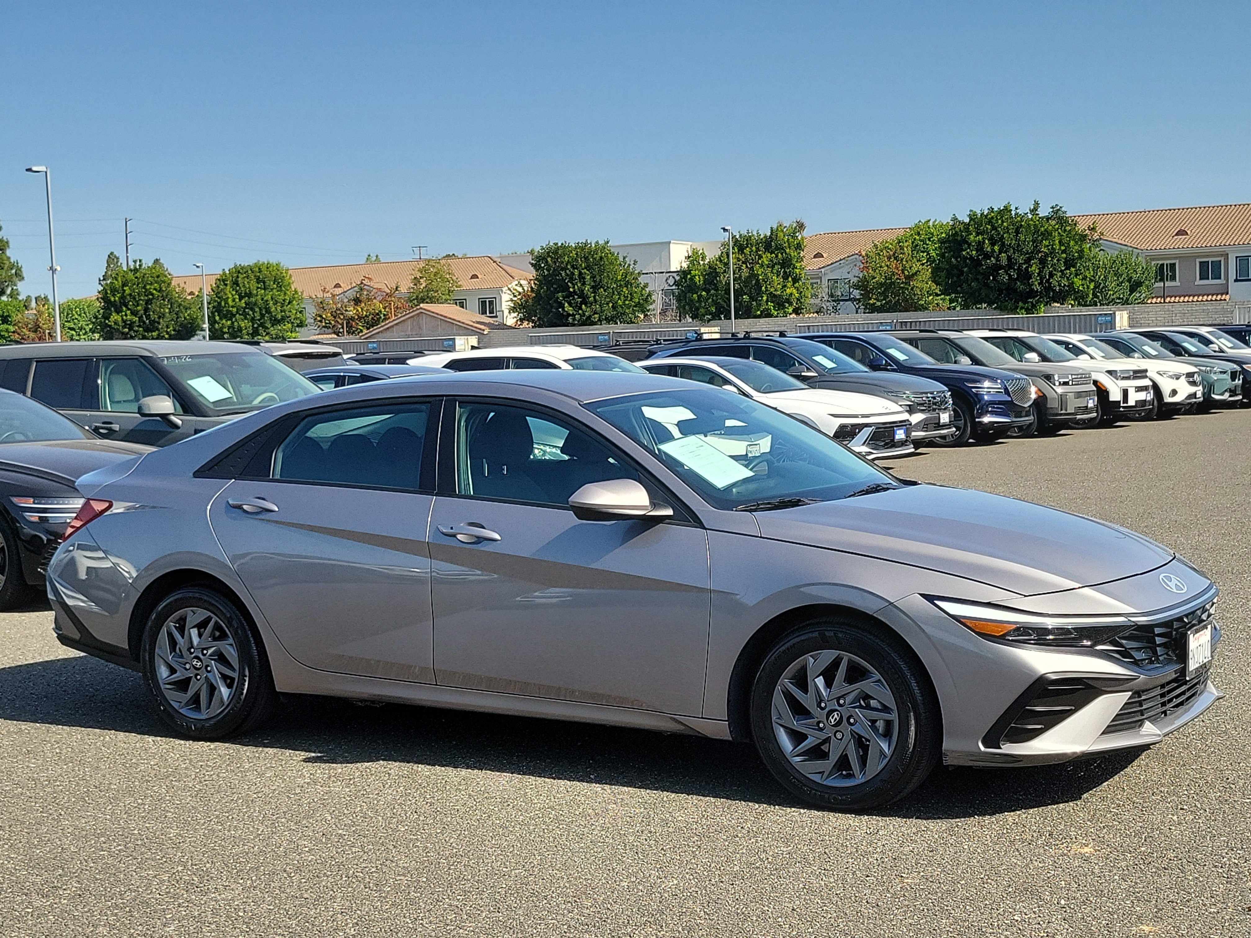 2024 Hyundai Elantra SEL - Photo 25
