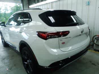 Used 2023 White Frost Tricoat Buick Preferred image 3