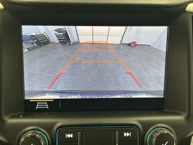 Used 2020 Black GMC SLT image 28