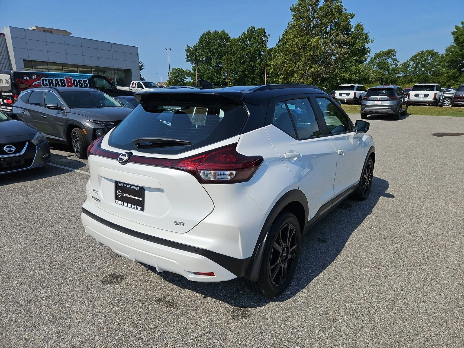 Used 2024 White Nissan SR image 3
