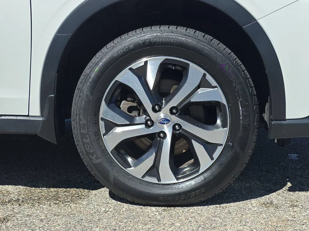 Used 2021 White Subaru Limited image 34