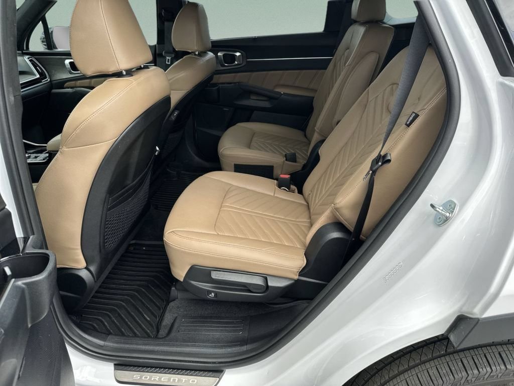 Used 2026 White Kia X-Line SX Prestige image 25