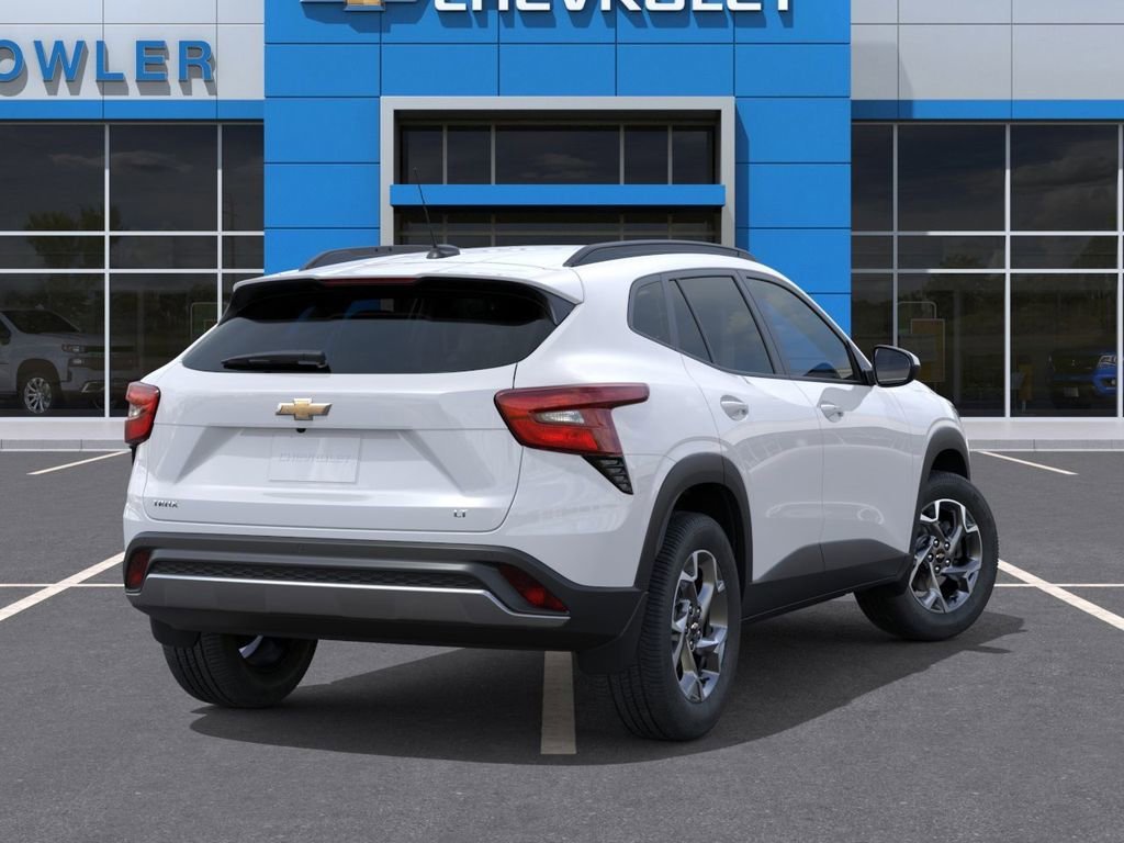 2026 Chevrolet Trax LT - Photo 4