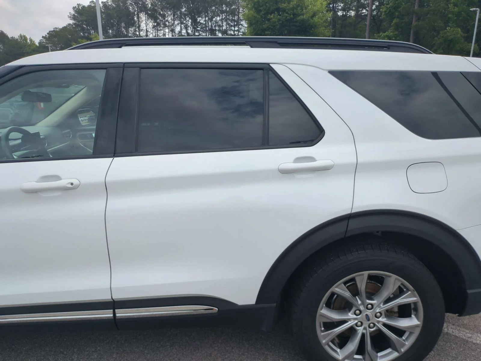 Used 2022 Oxford White Ford XLT image 32