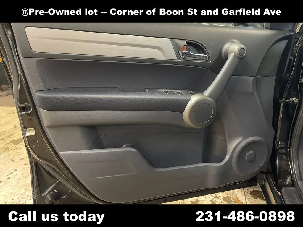 Used 2011  Honda EX image 14