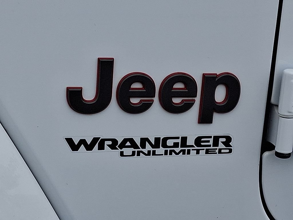 Used 2022 White Jeep Unlimited Rubicon image 30