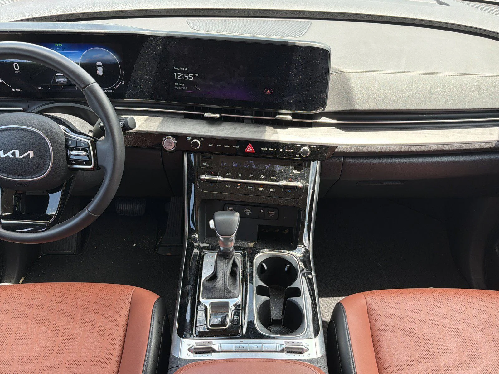 Used 2024 White Kia SX image 16