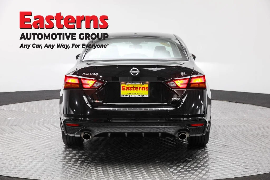 Used 2023 Black Nissan 2.5 SL image 6