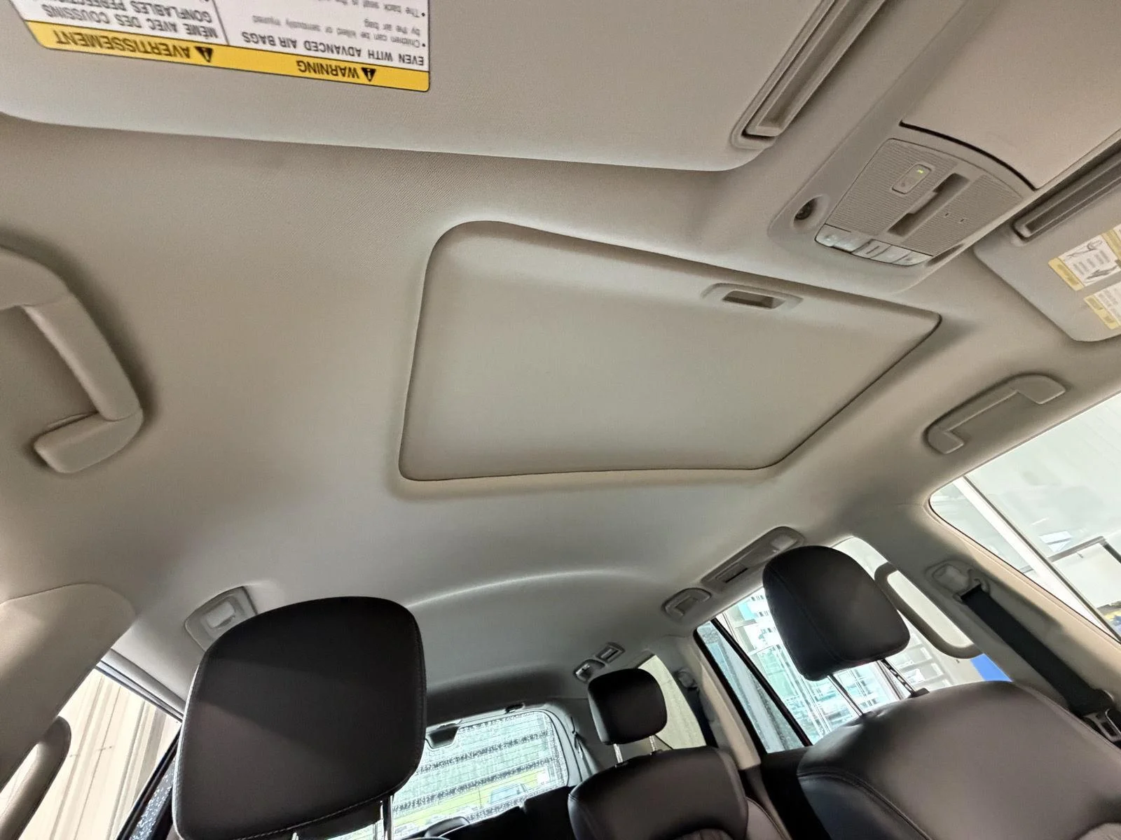 Used 2024 Aspen White Tricoat Nissan Platinum image 23