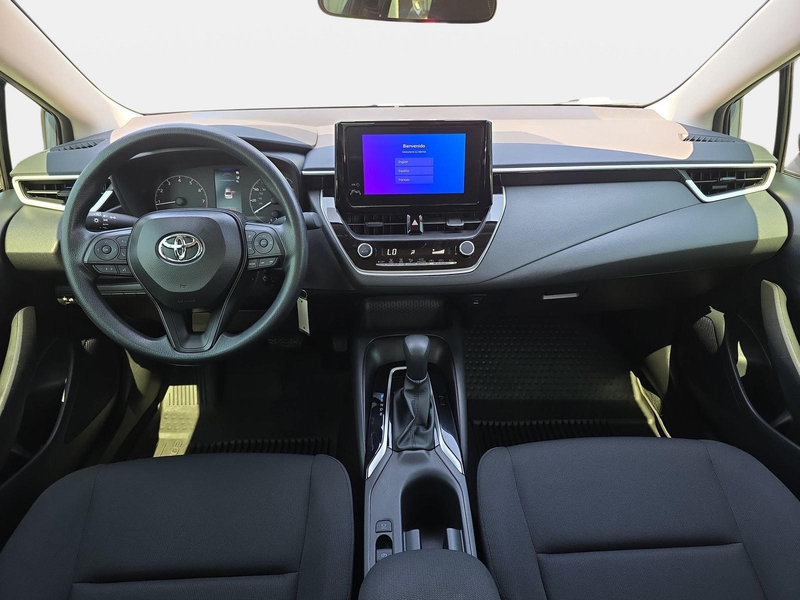 Used 2025  Toyota LE image 9