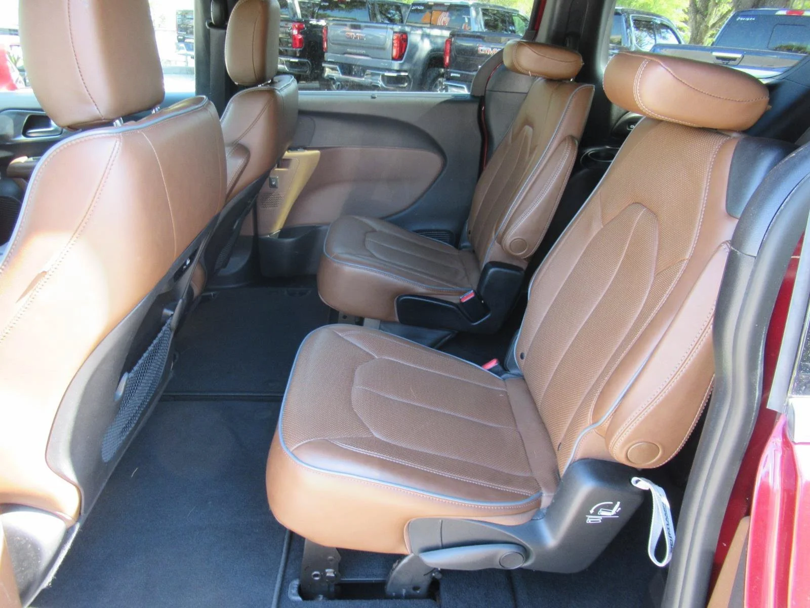 Certified Used 2021 Red Chrysler Limited image 38