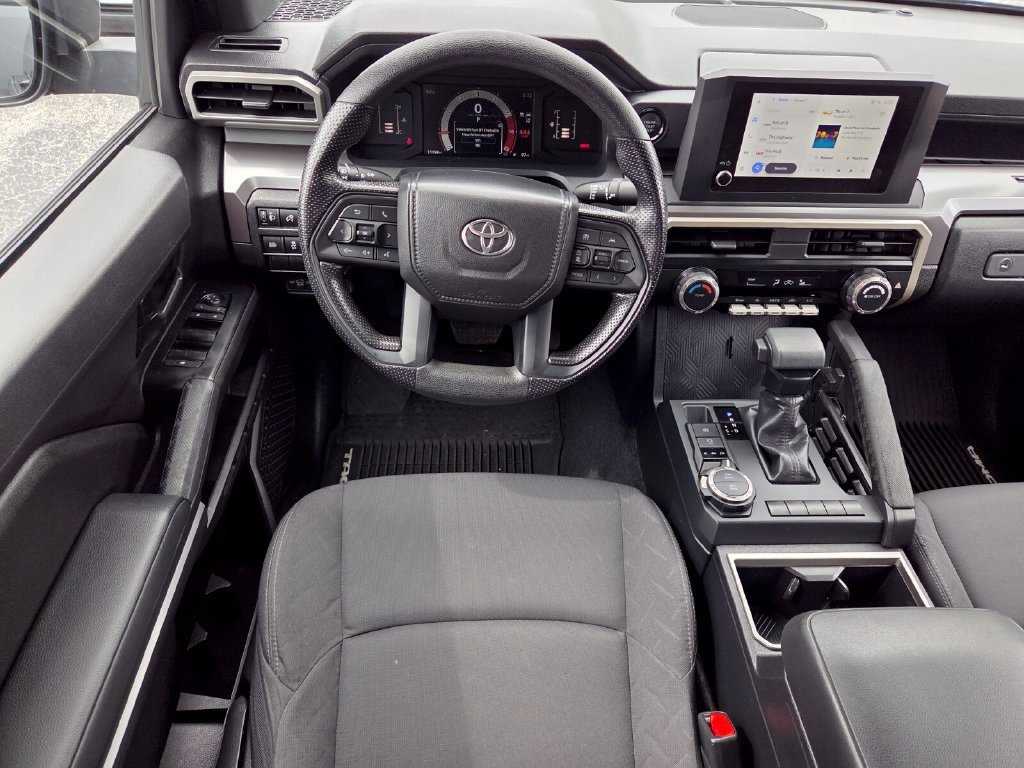 2025 Toyota Tacoma SR5 - Photo 10