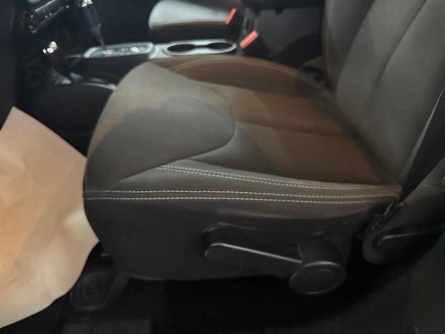 Used 2016 Black Jeep Sahara image 9