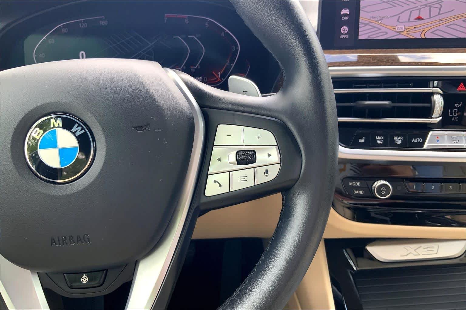 Used 2022 Mineral White Metallic BMW xDrive30i image 24