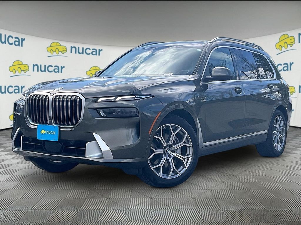 Used 2024 Green BMW xDrive40i image 3