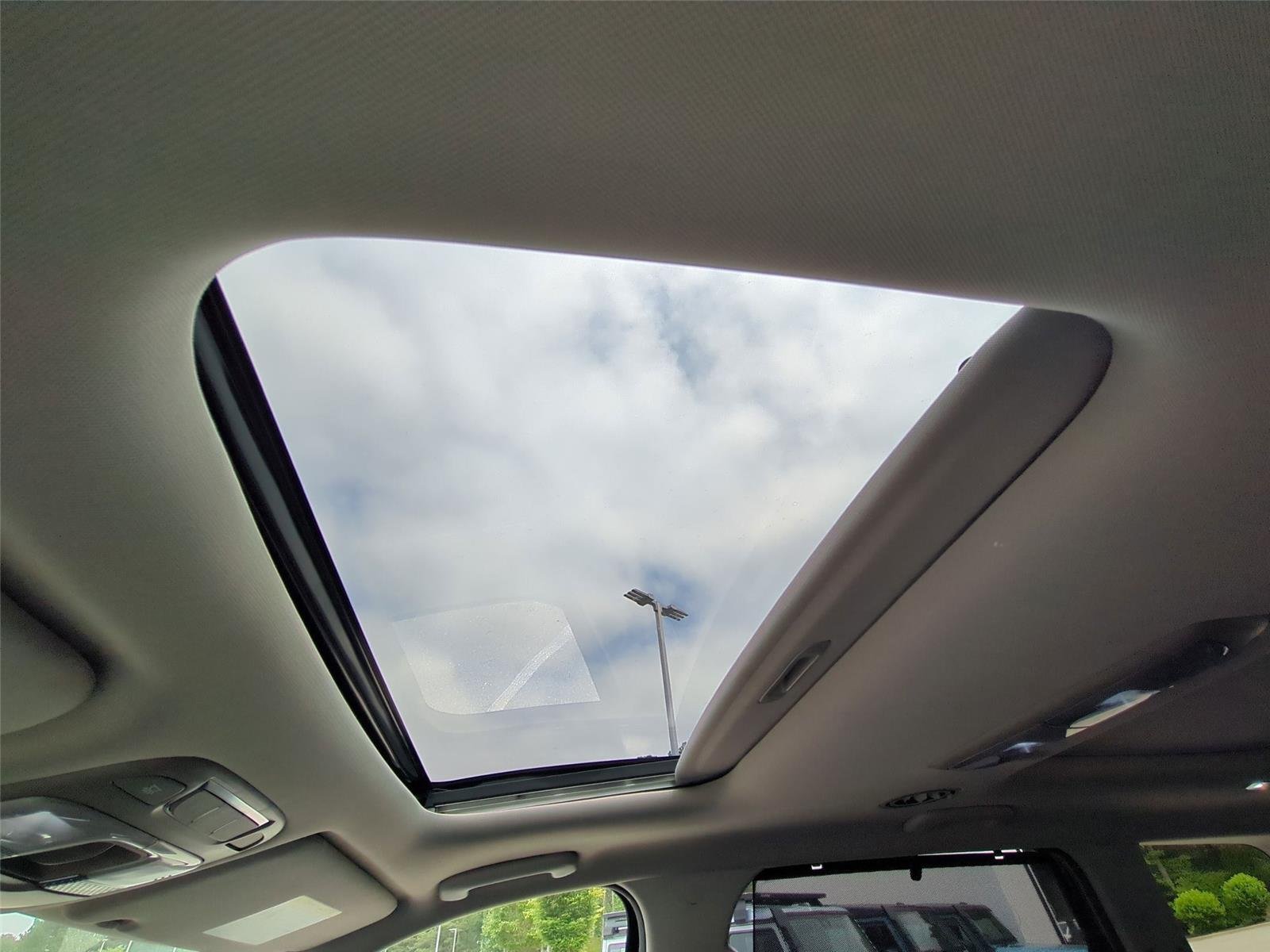 Used 2022 Ebony Black Kia SX image 32