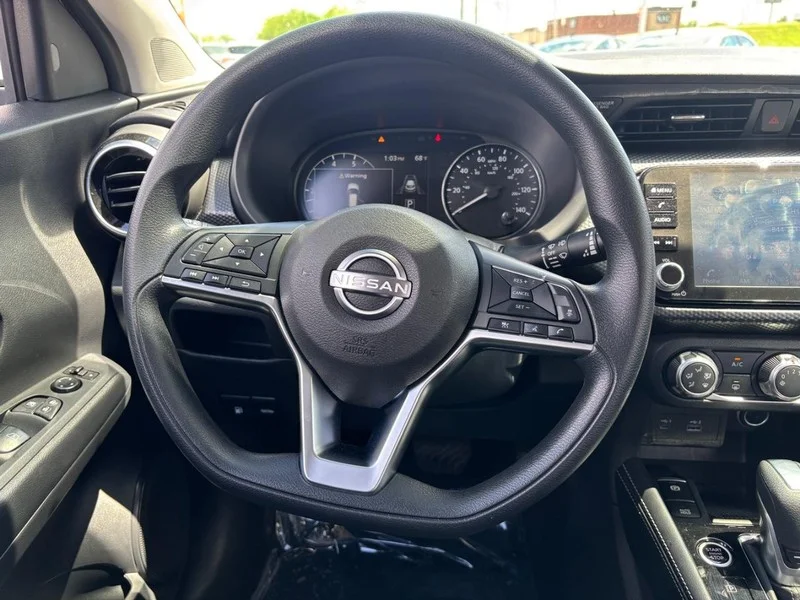 Used 2023 Aspen White Tricoat Nissan SV image 15