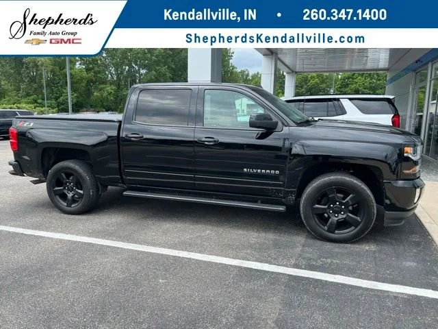 2018 Chevrolet Silverado 1500 LT Z71 4X4 Crew Cab Short Box's photo