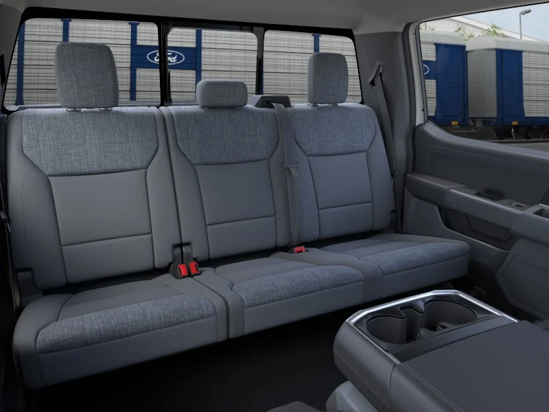 New 2026 Oxford White Ford XLT image 11