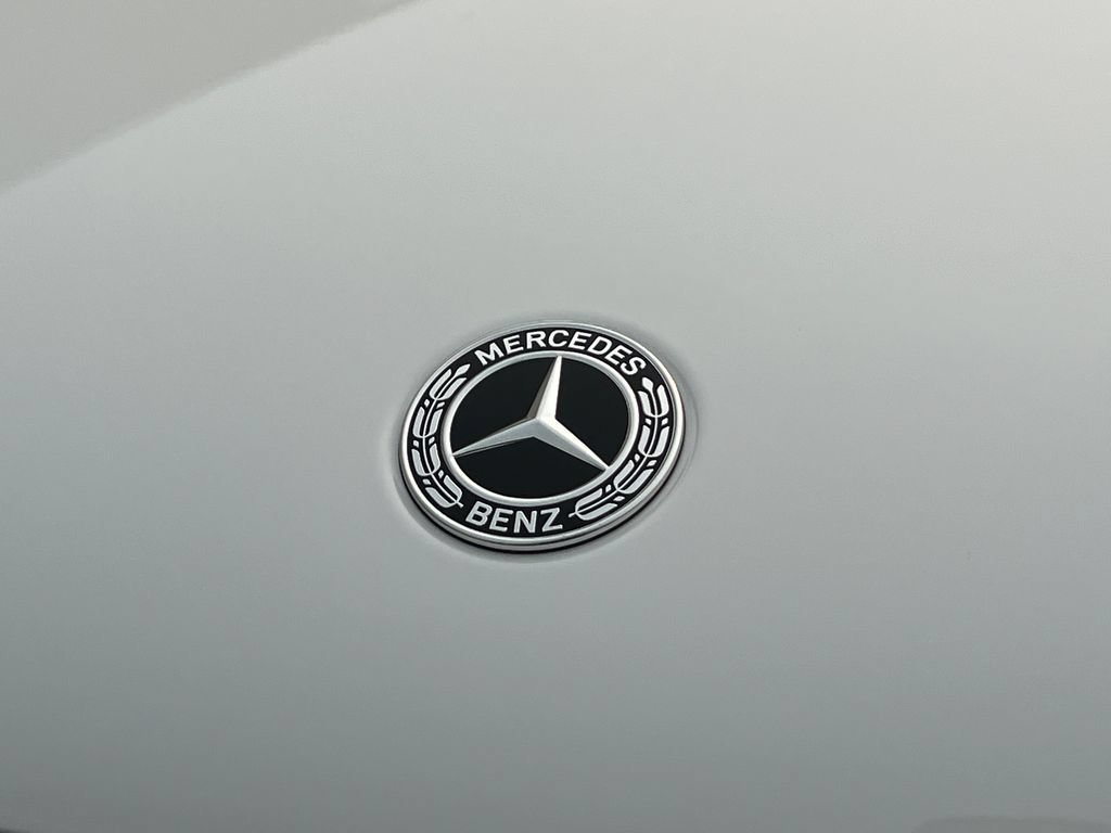New 2026 Polar White Mercedes-Benz GLC 300 image 64