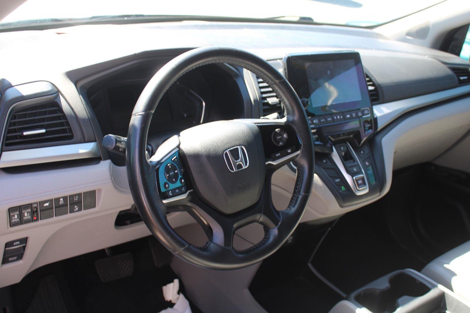 Used 2019  Honda EX-L image 9
