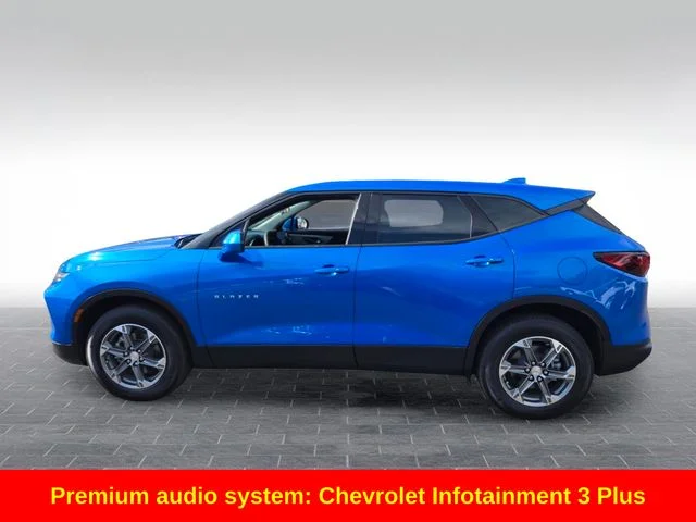 Used 2025 Blue Chevrolet LT image 5