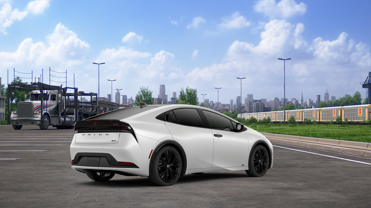 New 2026 Wind Chill Pearl Toyota Nightshade Edition AWD image 18