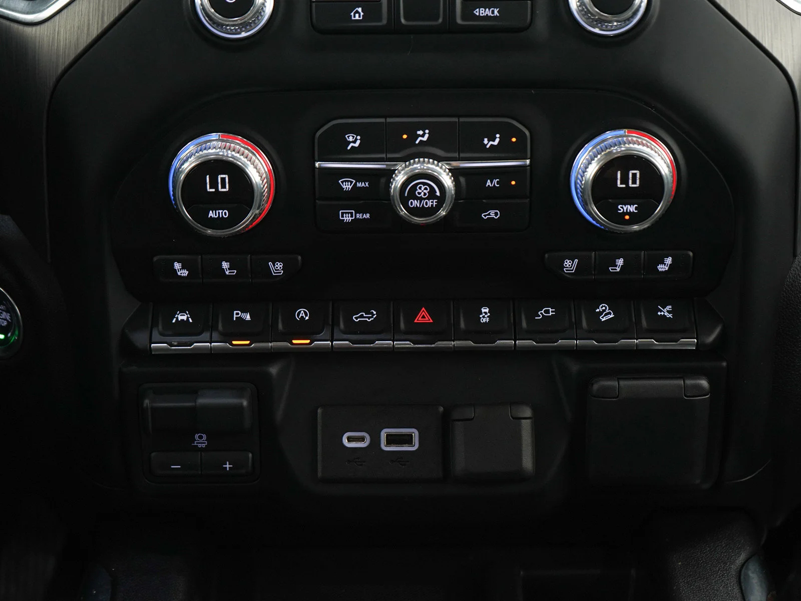 Used 2019 Black GMC Denali image 19