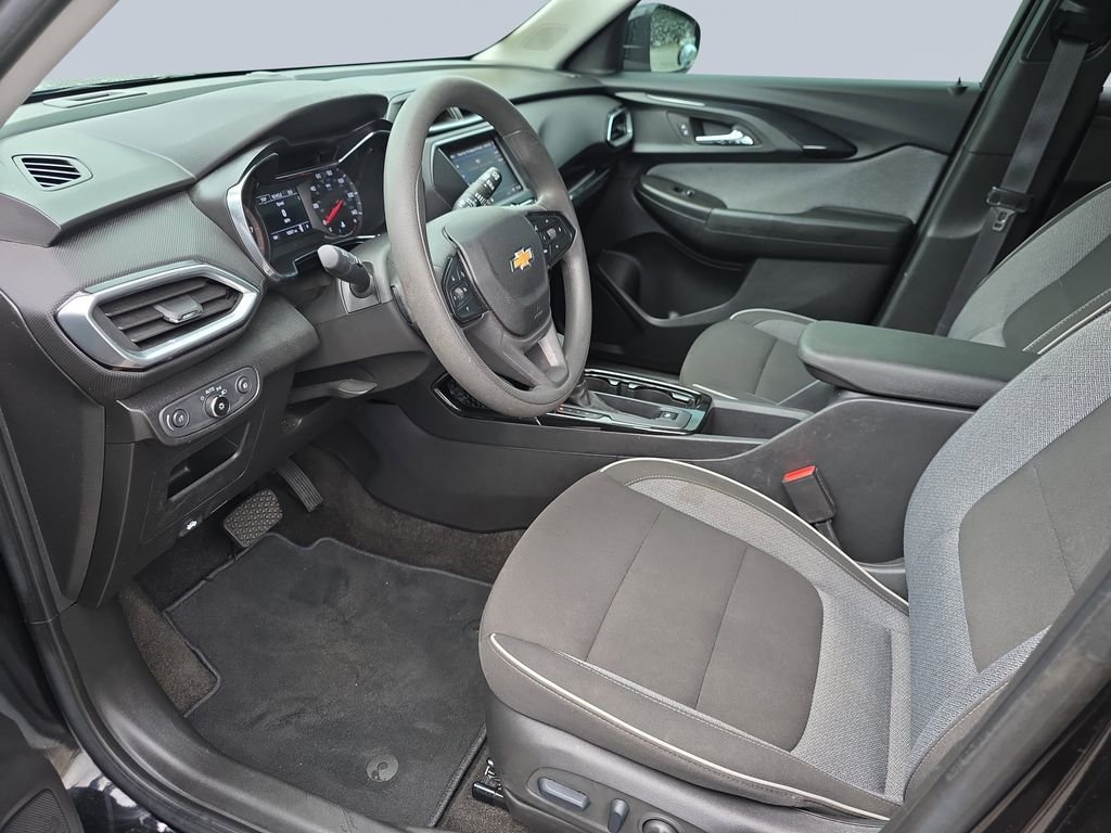 2023 Chevrolet TrailBlazer LT - Photo 10