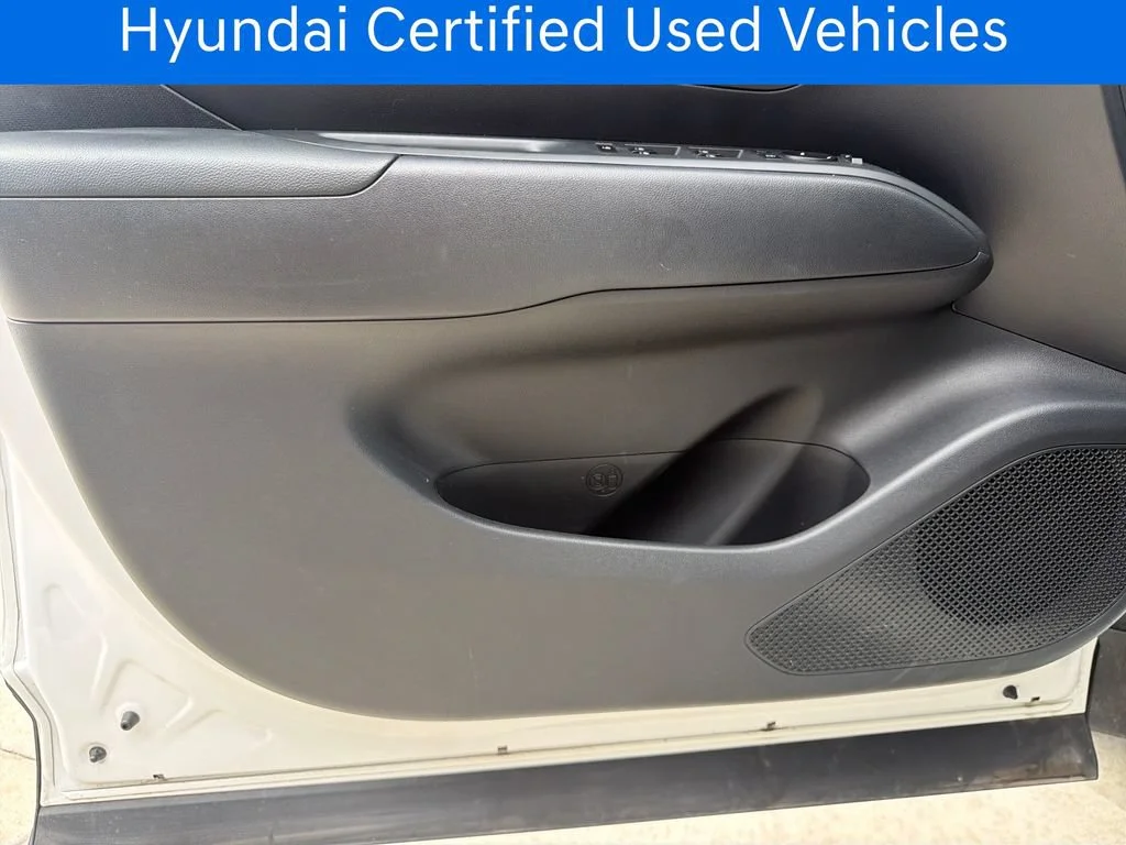 Certified Pre-Owned 2025 Hyundai Tucson Hybrid SEL Convenience