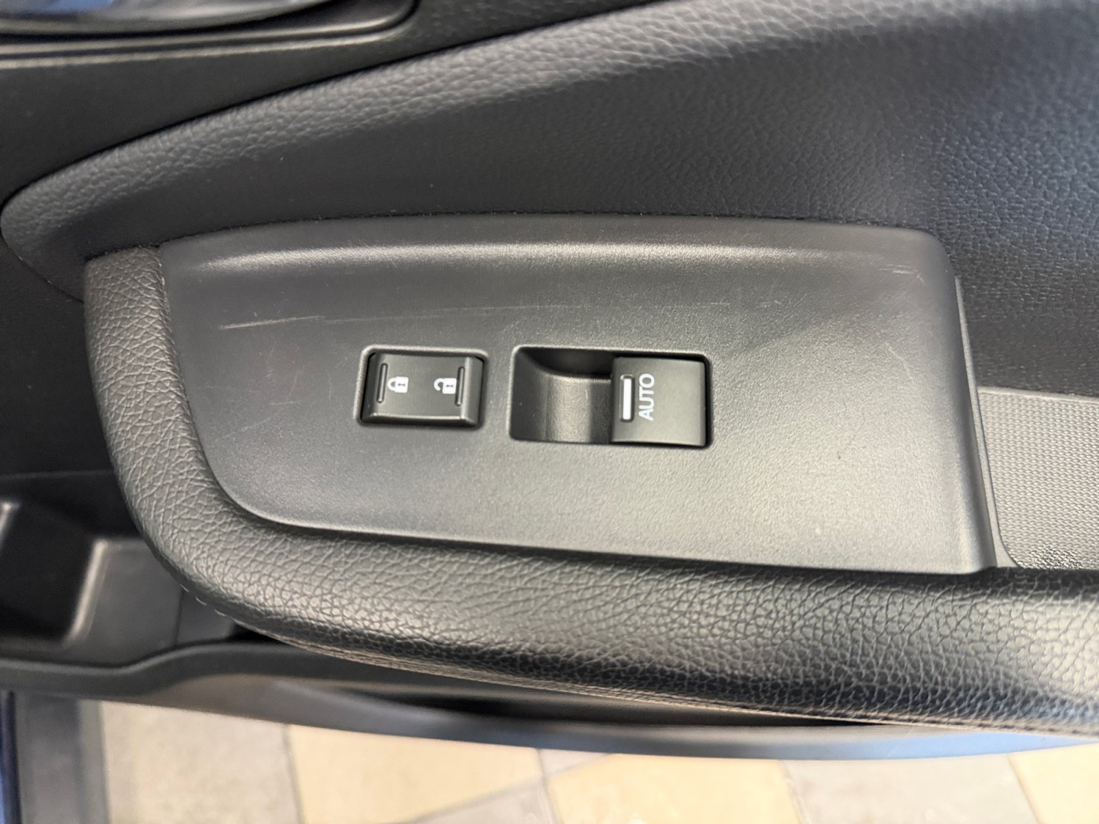 Certified Used 2019 Obsidian Blue Pearl Honda EX-L image 32