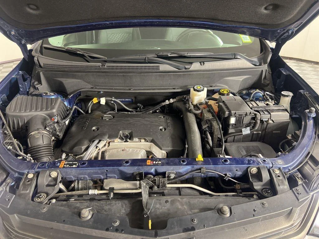 Used 2020 Pacific Blue Metallic Chevrolet LT image 22
