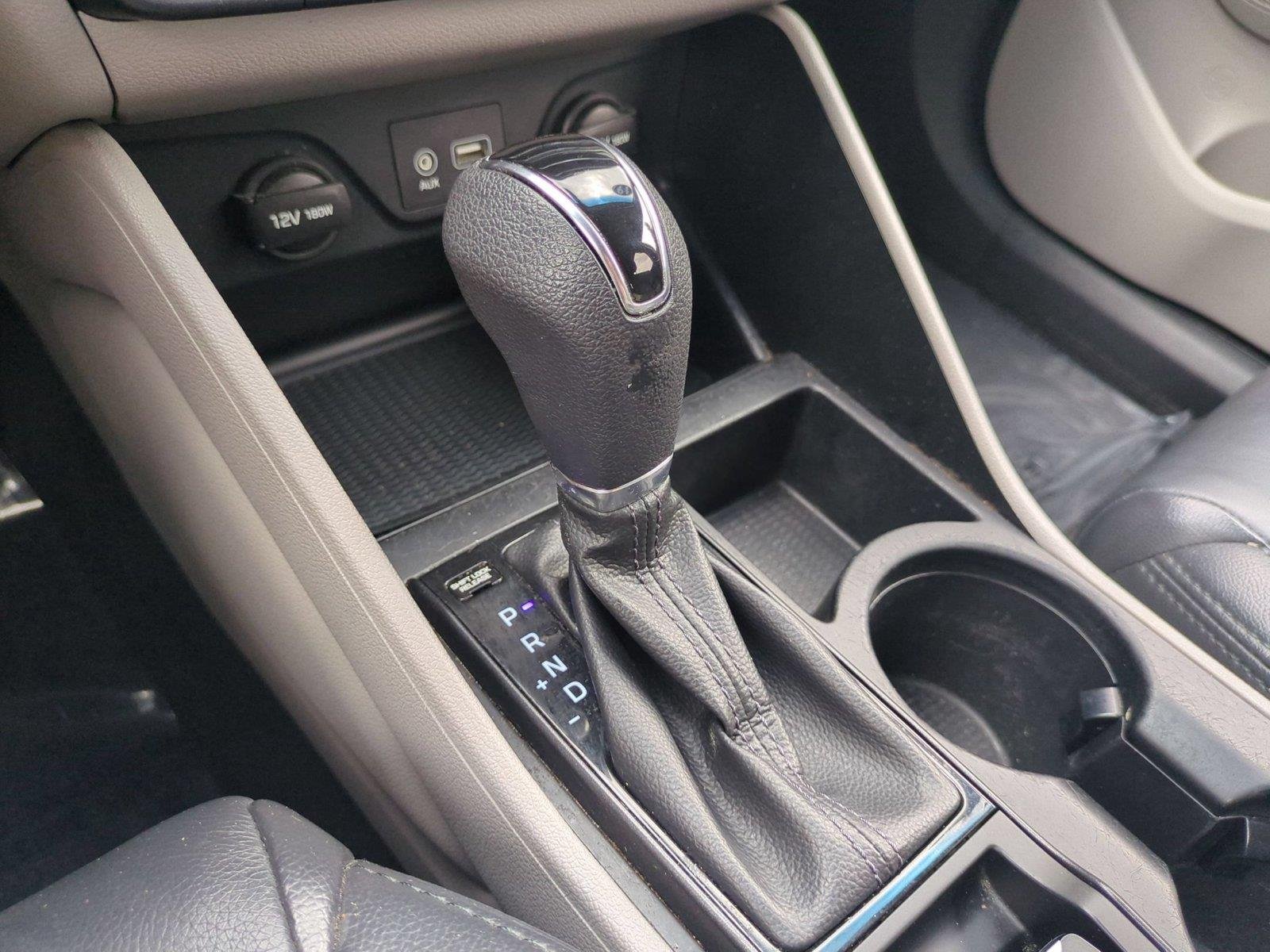 Used 2019 White Pearl Hyundai SEL image 29