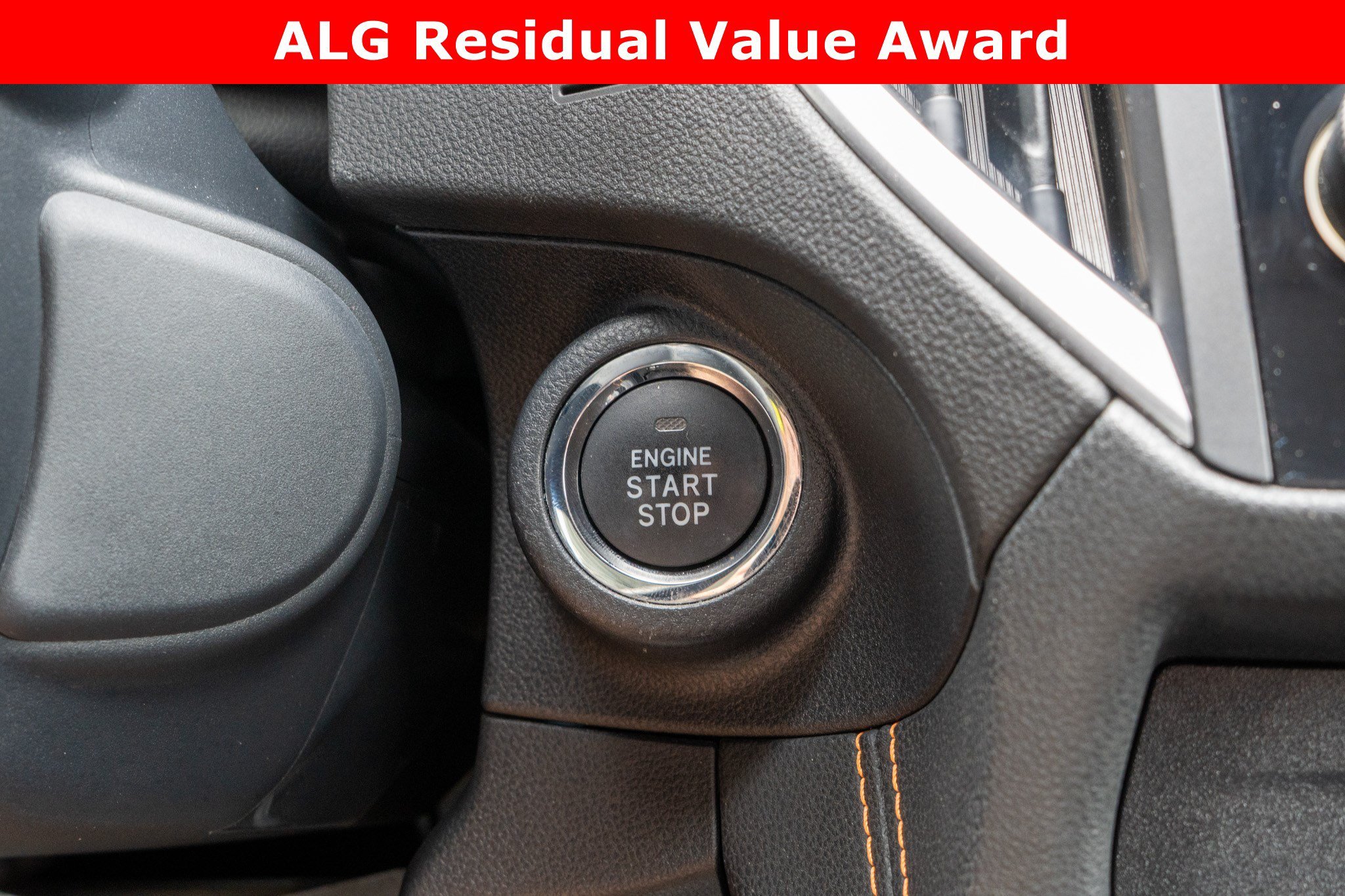 Used 2019 Crystal White Pearl Subaru Limited image 24