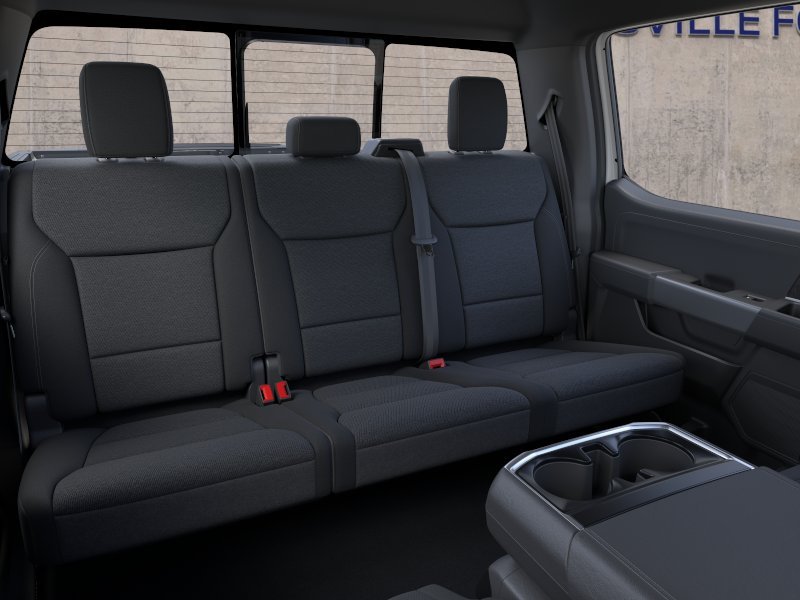 New 2026 Oxford White Ford XLT image 11