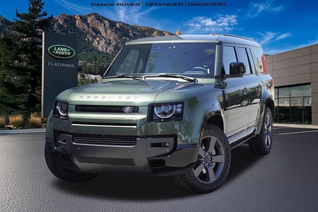 2026 Land Rover Defender 130 X-Dynamic SE