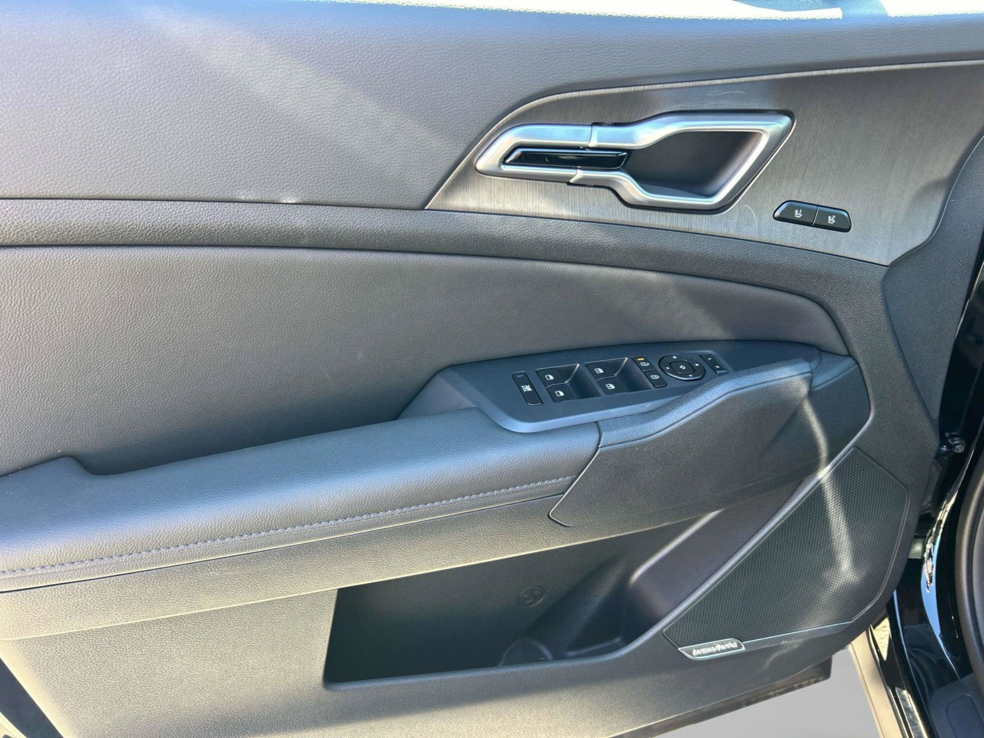 New 2026 Ebony Black Kia X-Line image 18