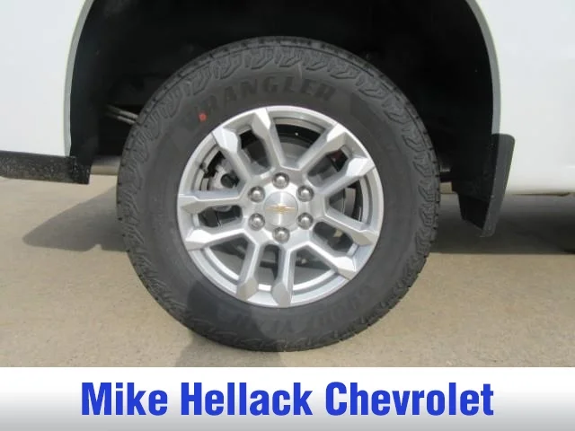 2026 Chevrolet Silverado 1500 LT - Photo 9